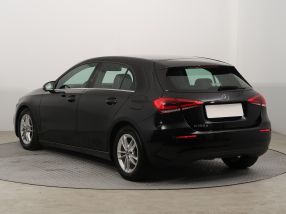 Mercedes-Benz A - 2021