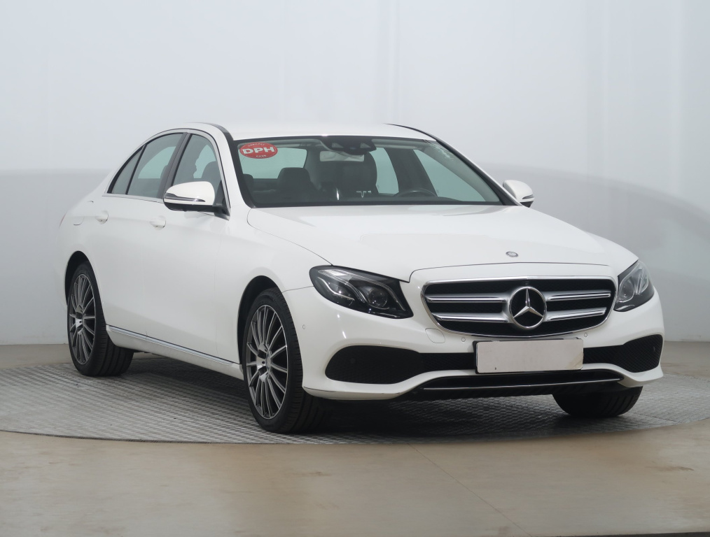Mercedes-Benz E