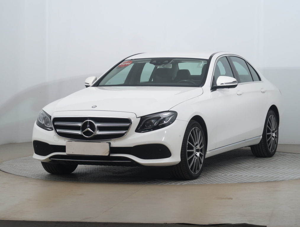 Mercedes-Benz E