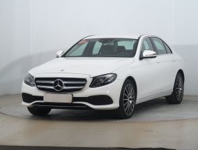 Mercedes-Benz E - 2016