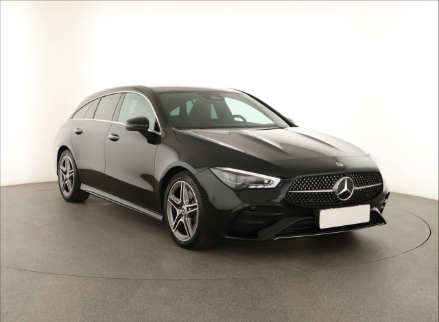 Mercedes-Benz CLA 2023