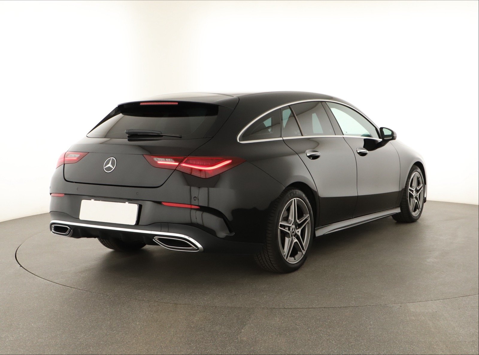 Mercedes-Benz CLA - 2023