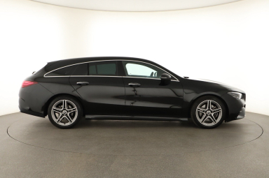 Mercedes-Benz CLA - 2023