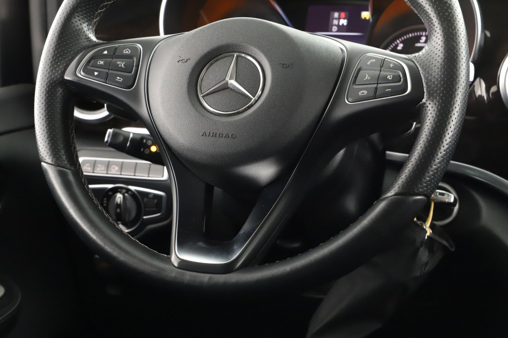 Mercedes-Benz V