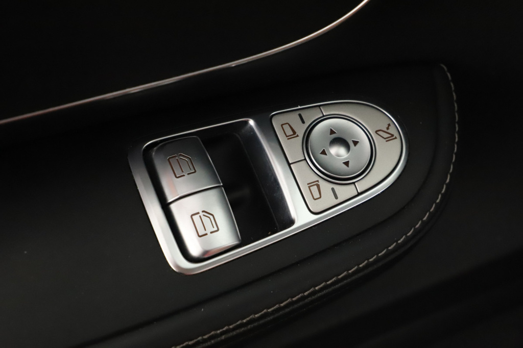 Mercedes-Benz V