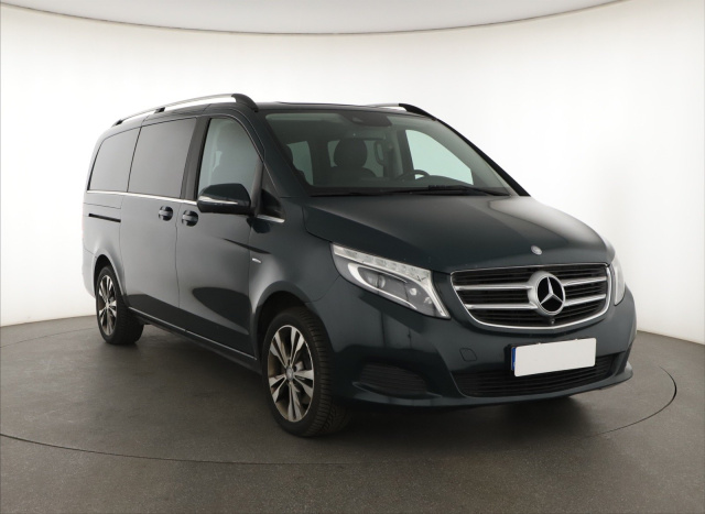 Mercedes-Benz V 2015