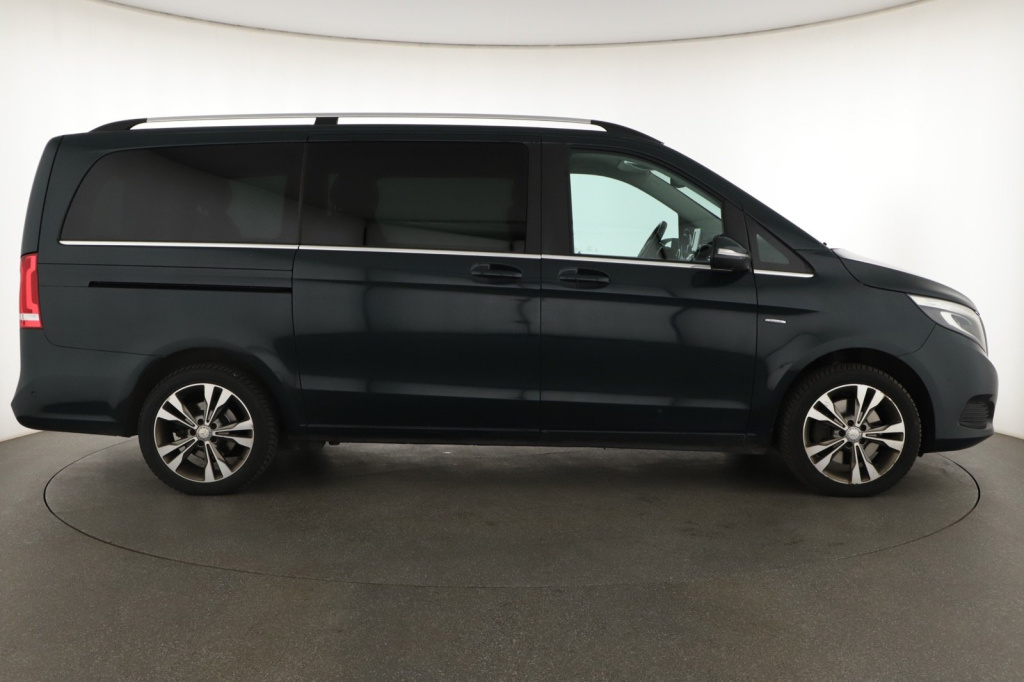 Mercedes-Benz V