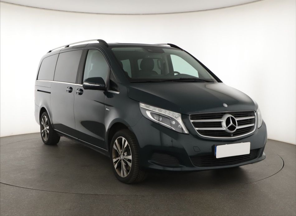 Mercedes-Benz V - 2015