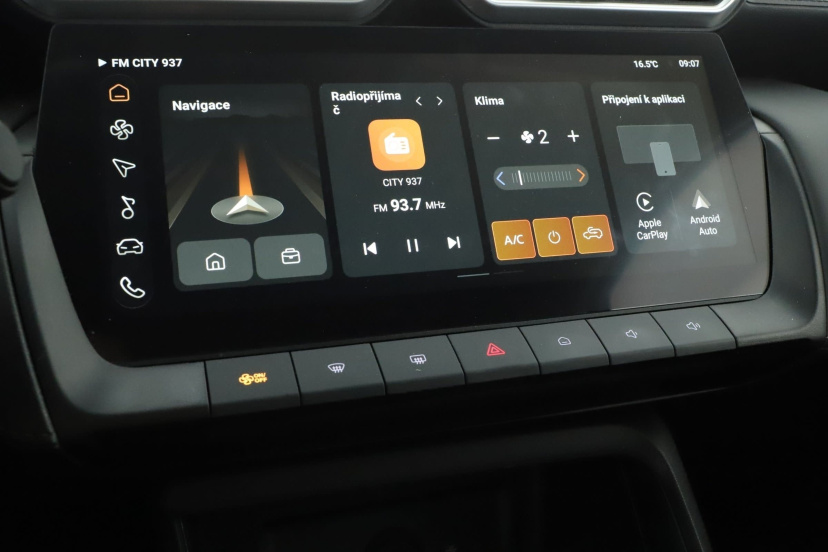 MG ZS SUV, 2025
