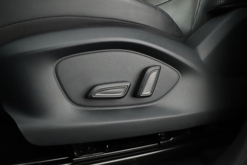 MG ZS SUV, 2025