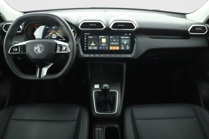 MG ZS SUV, 2025