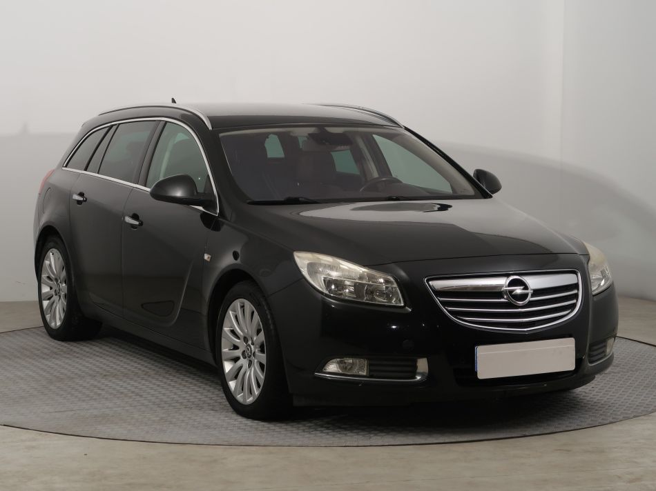 Opel Insignia - 2010