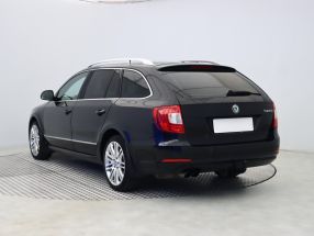 Skoda Superb - 2012