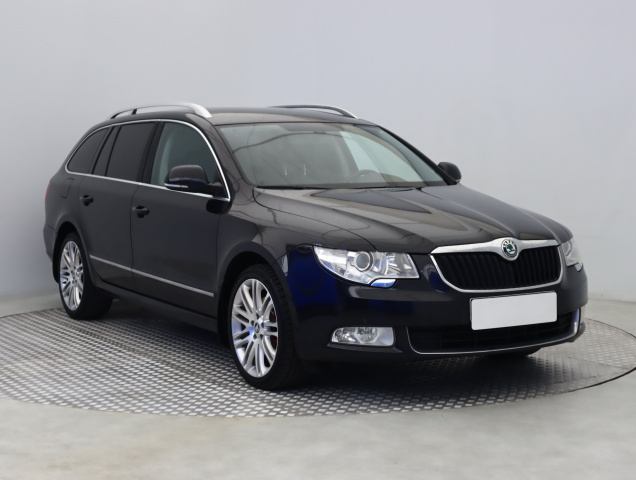 Škoda Superb 2012