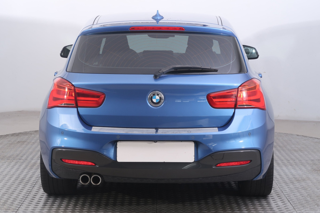 BMW 1