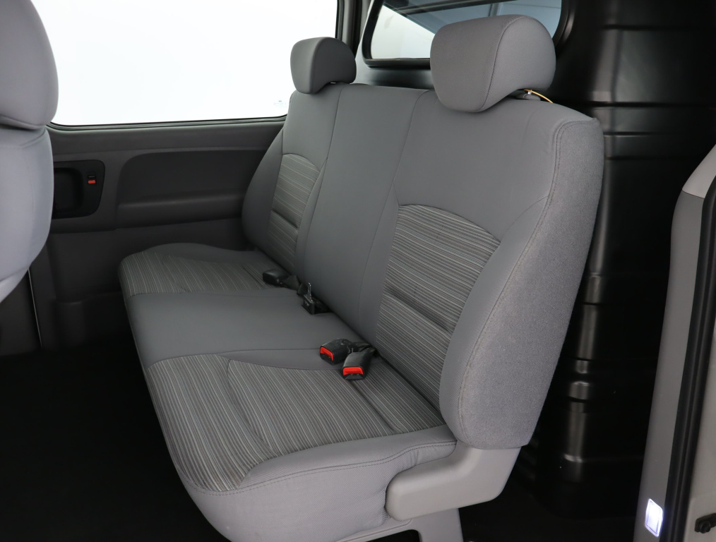 Hyundai H-1