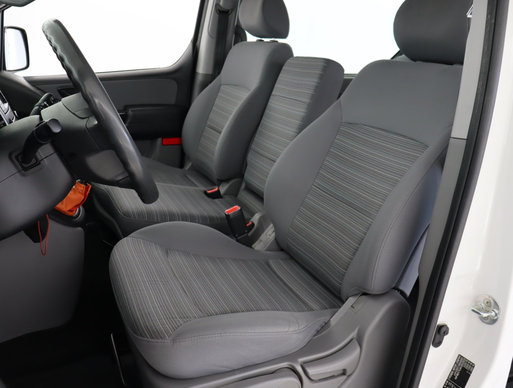 Hyundai H-1