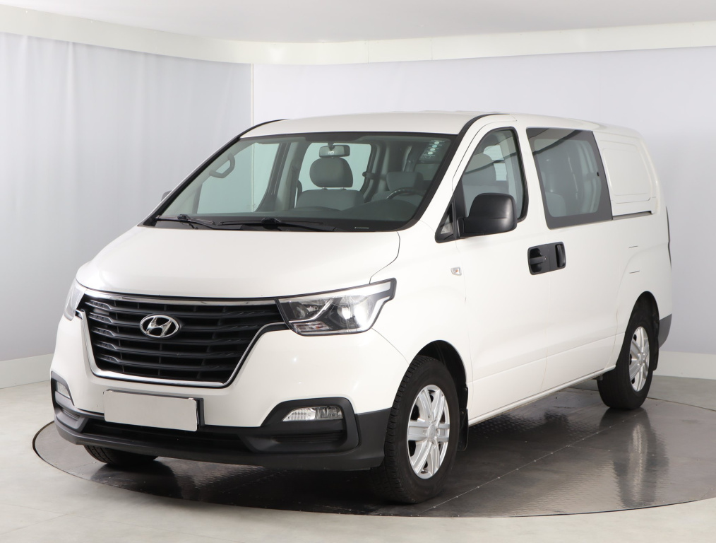 Hyundai H-1