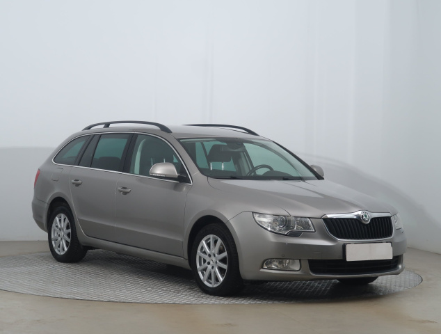 Škoda Superb 2013