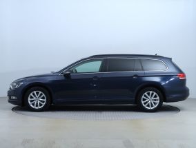 Volkswagen Passat - 2015