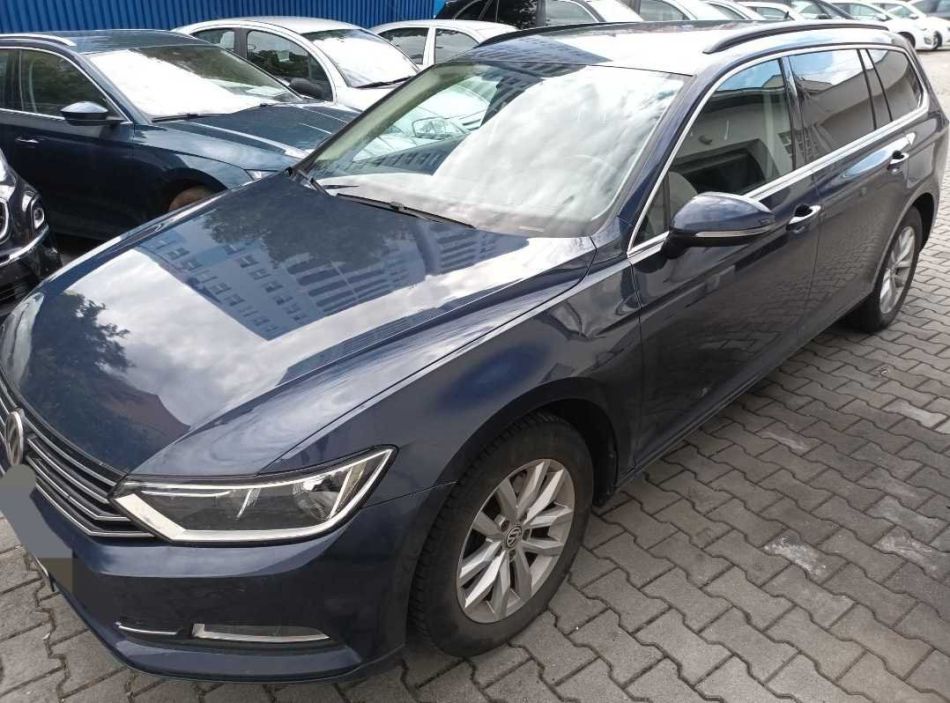 Volkswagen Passat - 2015