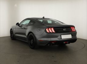 Ford Mustang - 2022