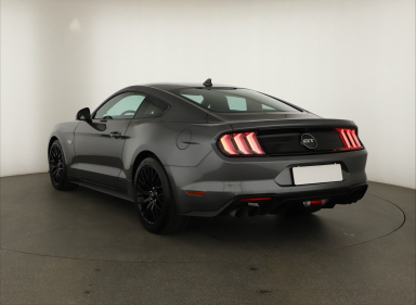 Ford Mustang - 2022