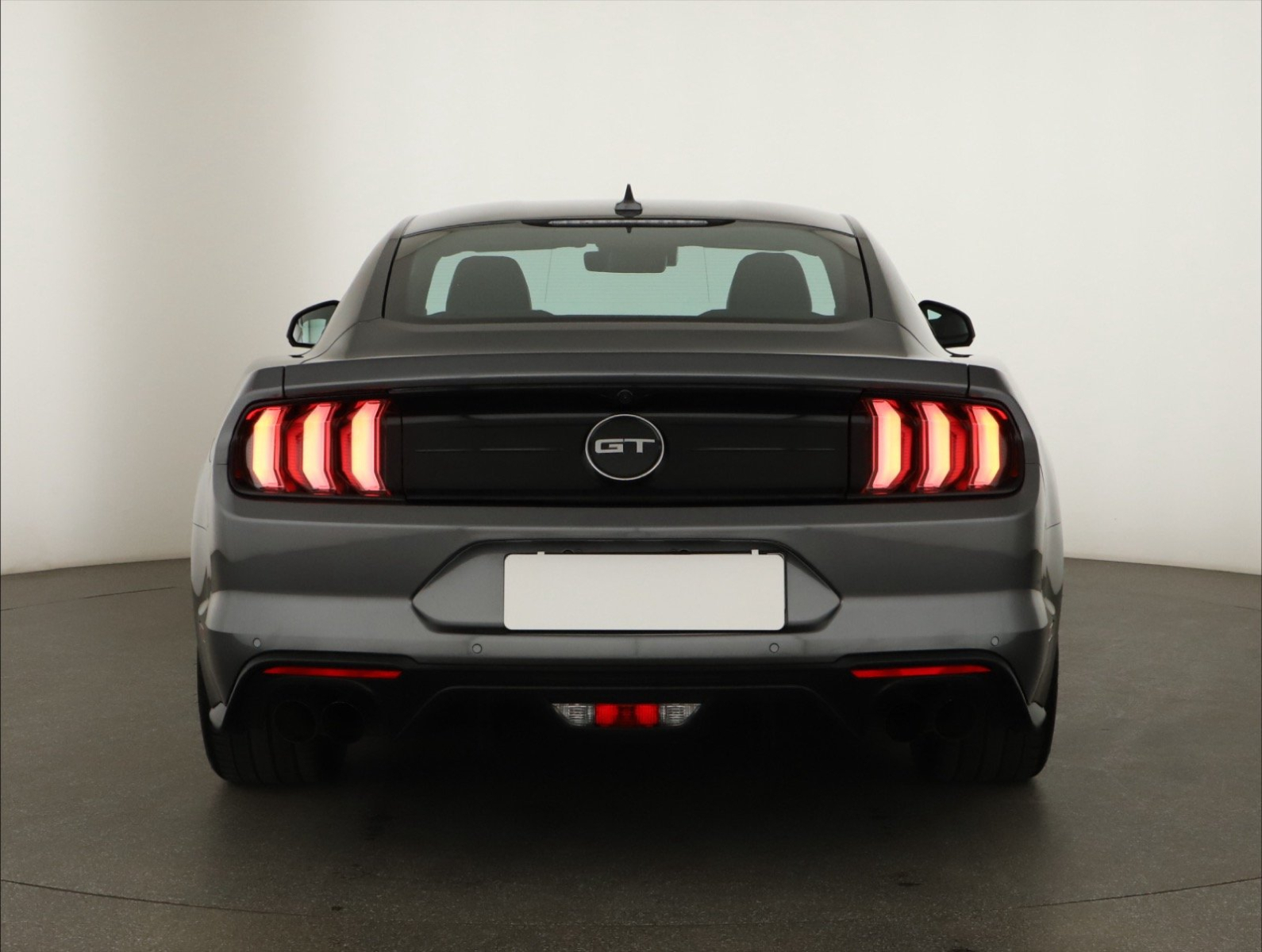 Ford Mustang - 2022