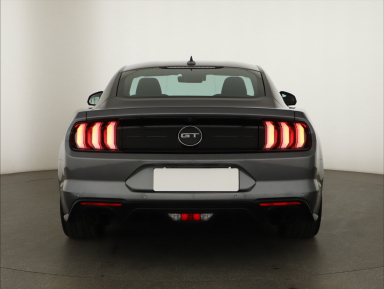 Ford Mustang - 2022