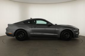 Ford Mustang - 2022
