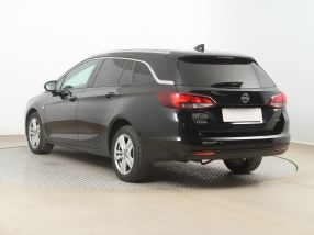 Opel Astra - 2017