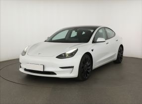 Tesla Model 3 - 2021