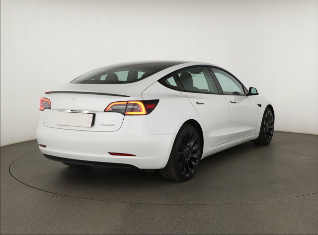 Tesla Model 3 Performance 82kWh