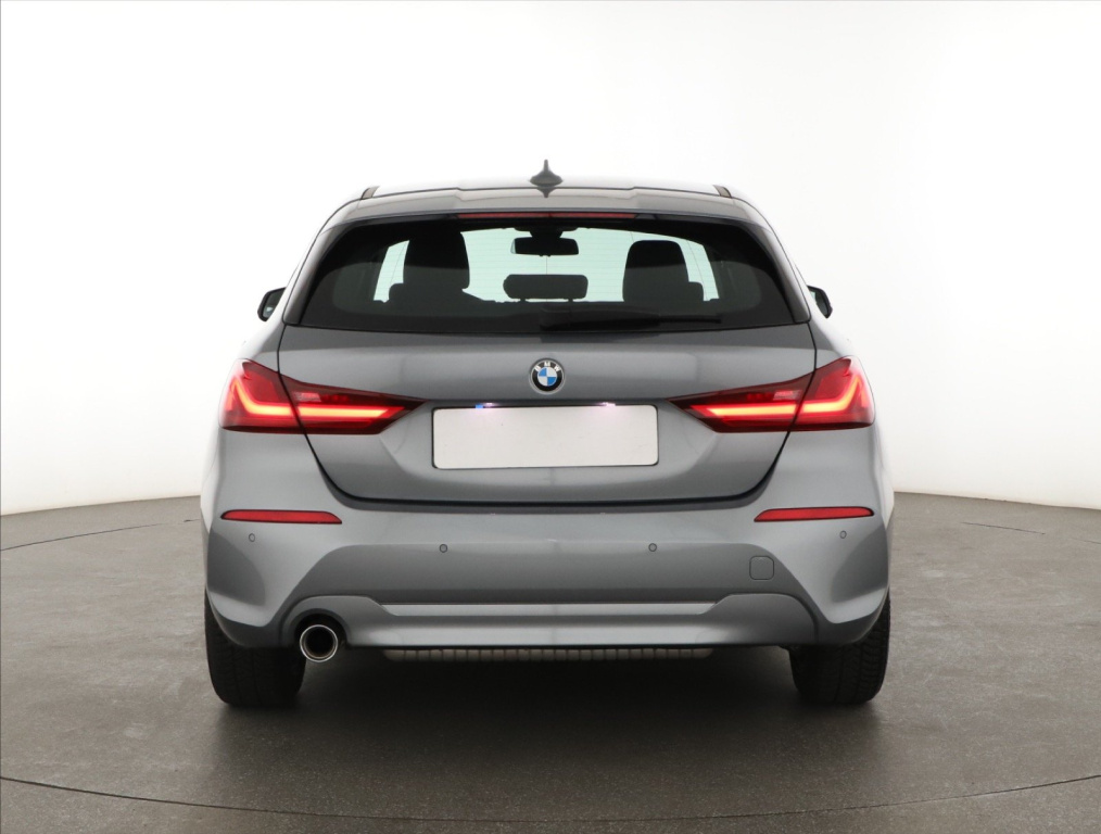 BMW 1