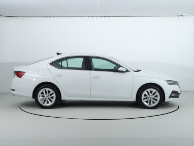 Škoda Octavia - 2021