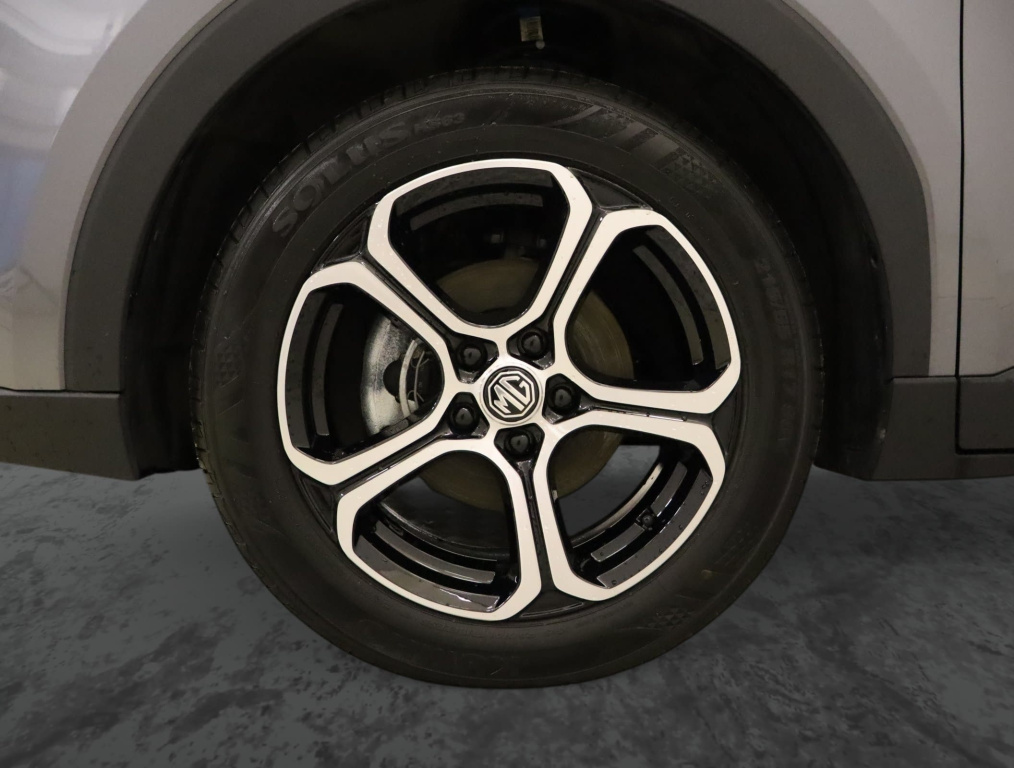 MG ZS SUV