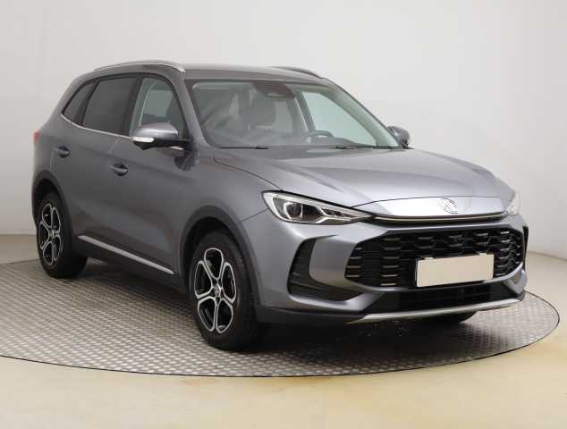 MG ZS SUV 2025