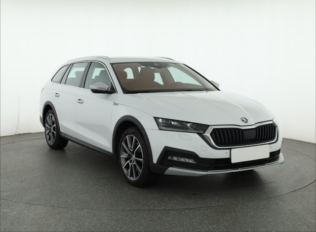 Škoda Octavia Scout 2021
