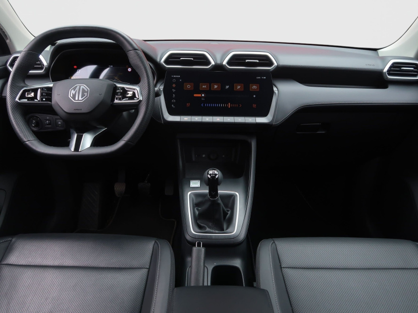 MG ZS SUV, 2025