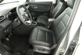 MG ZS SUV - 2025