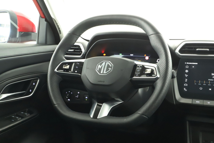 MG ZS SUV, 2025
