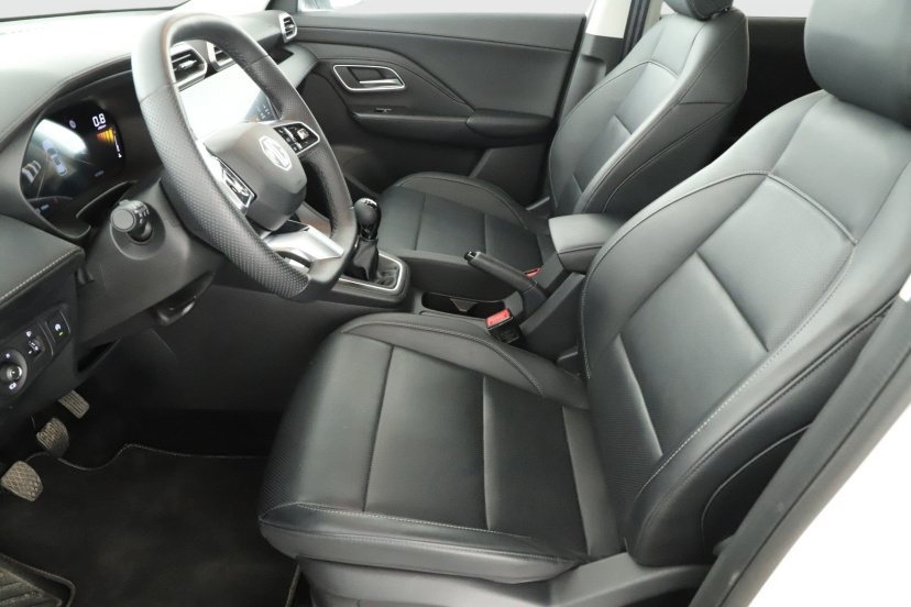 MG ZS SUV, 2025