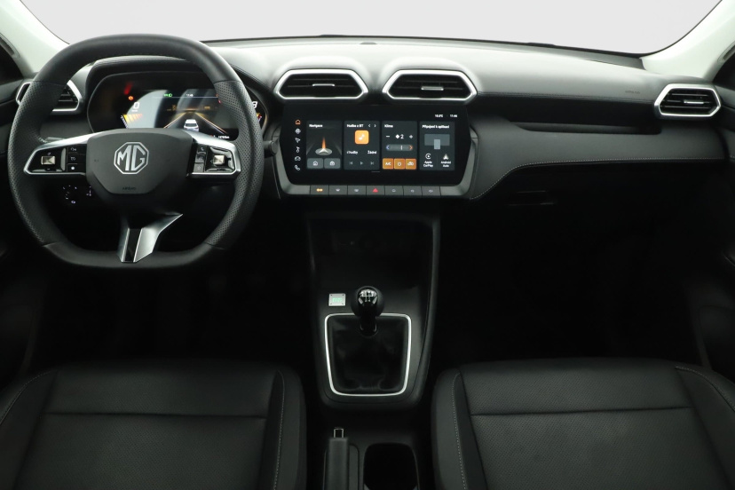 MG ZS SUV, 2025
