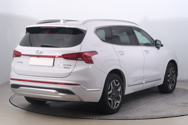 Hyundai Santa Fe - 2022