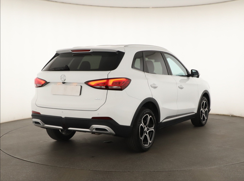 MG ZS SUV, 2025