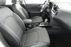 Kia XCeed - 2025