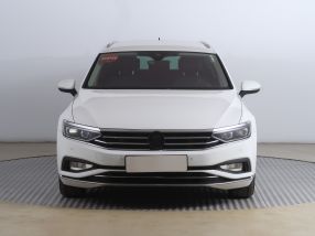 Volkswagen Passat - 2020