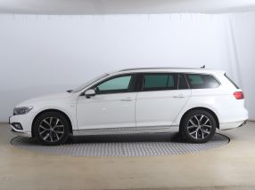 Volkswagen Passat - 2020
