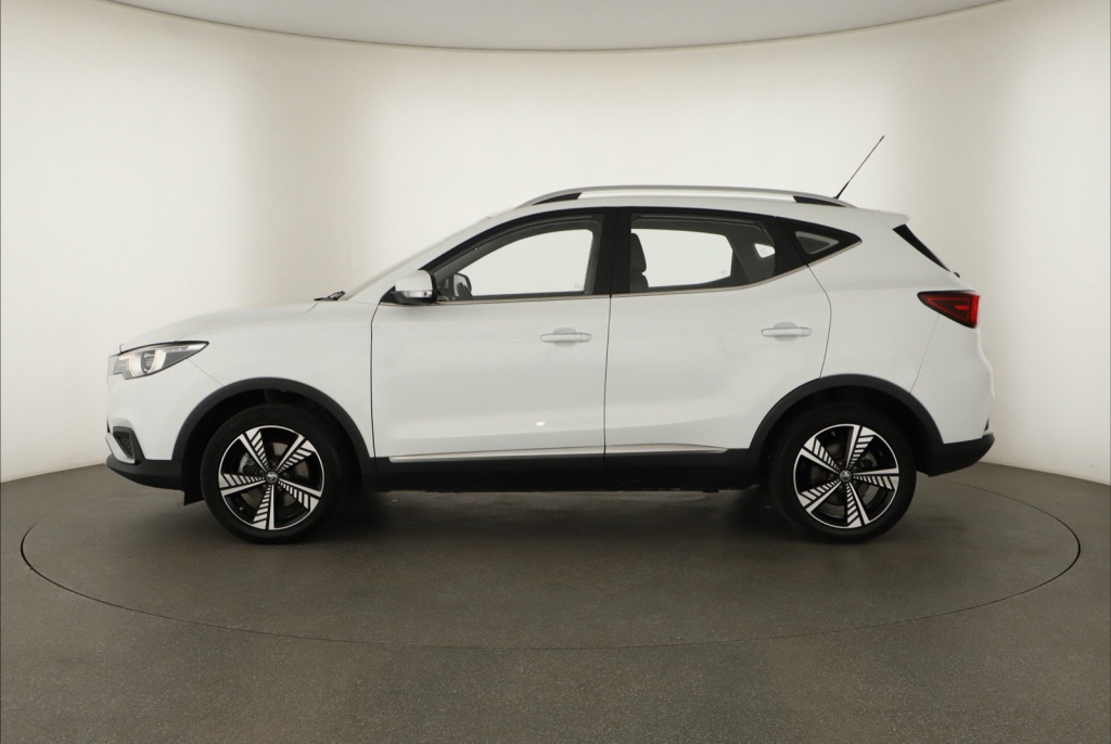 MG ZS SUV