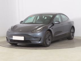 Tesla Model 3 - 2021